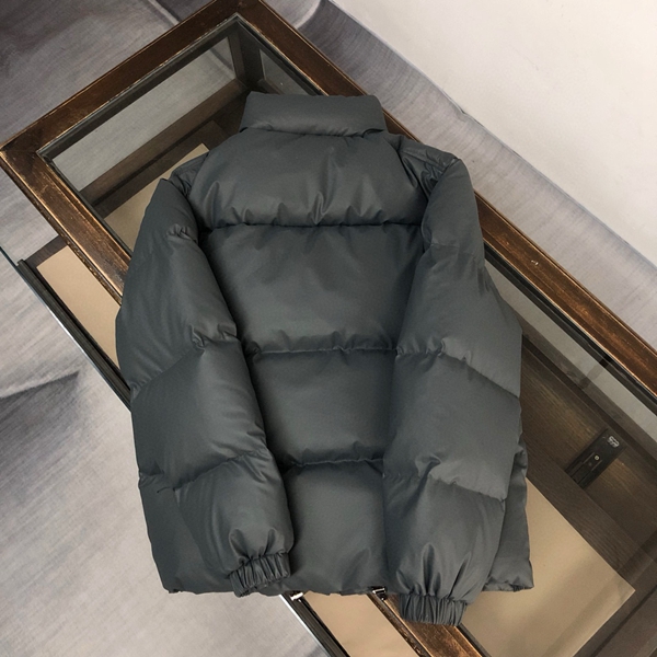 ハイクオリティダウンジャケット全体デザイン